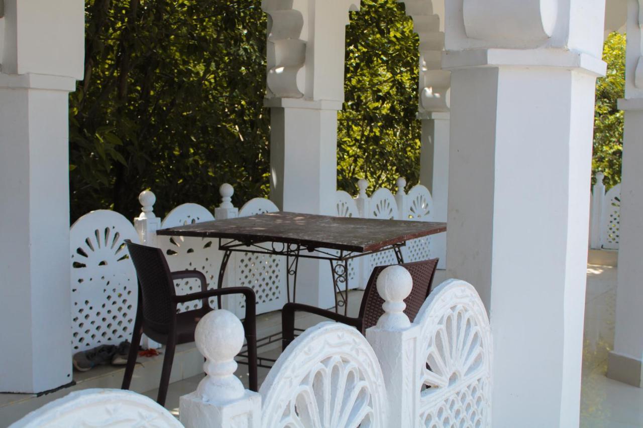Panna Tiger Resort- Riverside Property Rājgarh Buitenkant foto