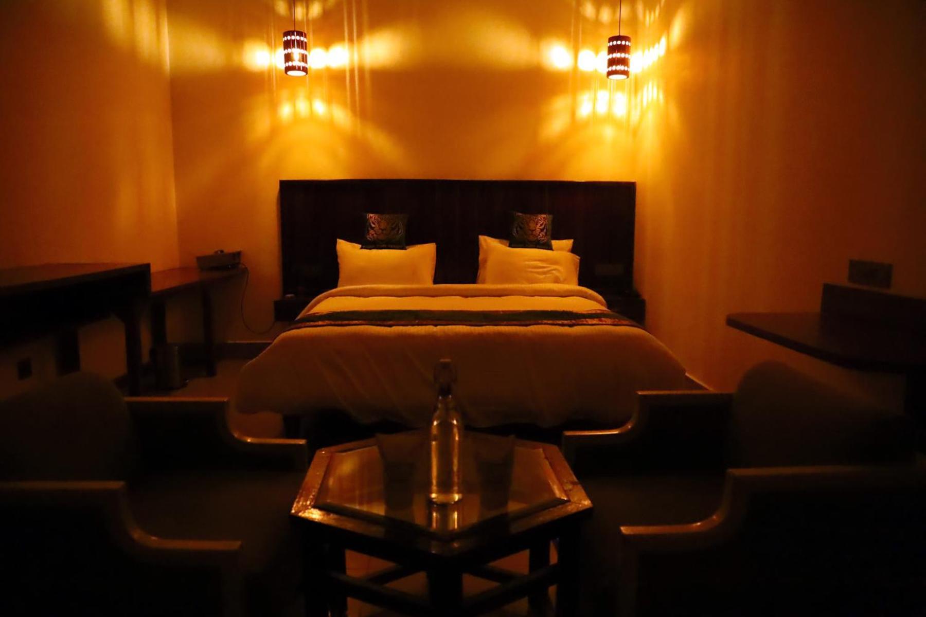 Panna Tiger Resort- Riverside Property Rājgarh Buitenkant foto